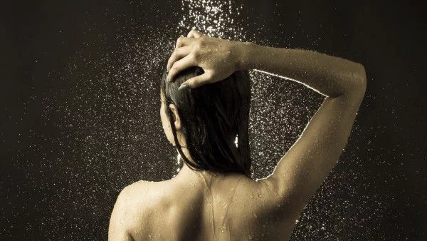 Закаляване под душа