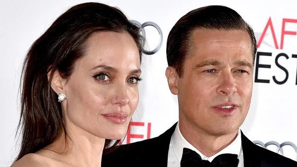 Брад Пит и Анджелина Джоли се развеждат