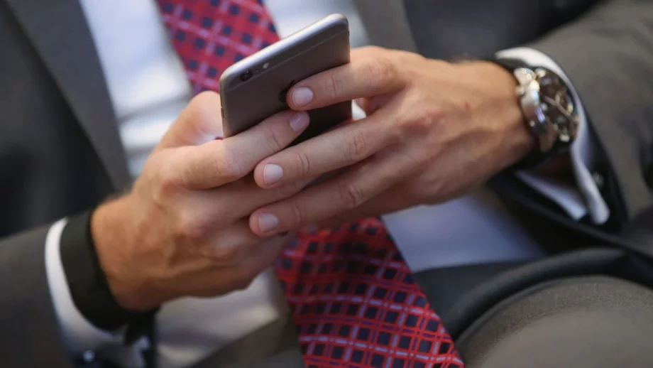 КЗП проверява начисляване на телефонни сметки след непоискани абонаменти