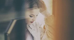 Аз ще остана, за да те обичам...