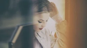 По-добре сама, отколкото с грешния човек