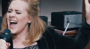 Адел представи още една песен от новия си албум