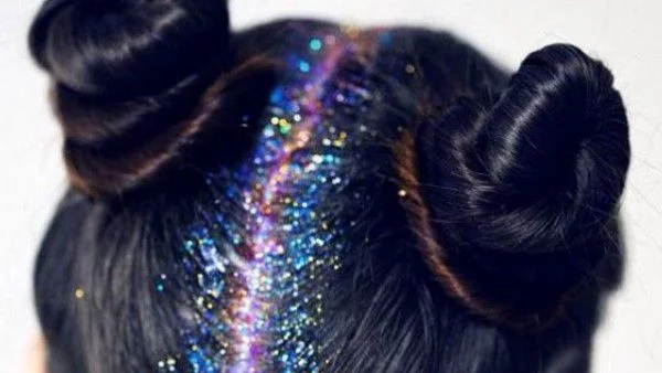 Нова бюти тенденция в Instagram: Блестящи корени