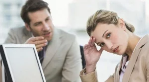 Тези 10 фрази издават, че шефът ви е некомпетентен