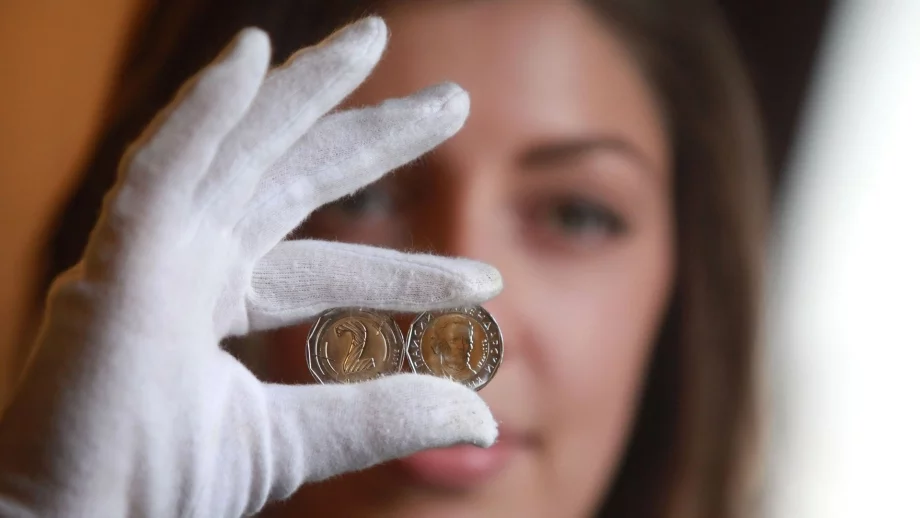 Вече можем да плащаме с монетата от 2 лева 