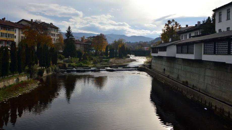 АПИ обяви поръчка за мост над р. Бели Осъм