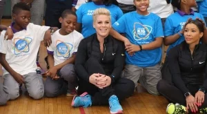 Пинк стана посланик на УНИЦЕФ