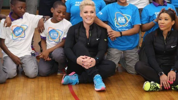 Пинк стана посланик на УНИЦЕФ