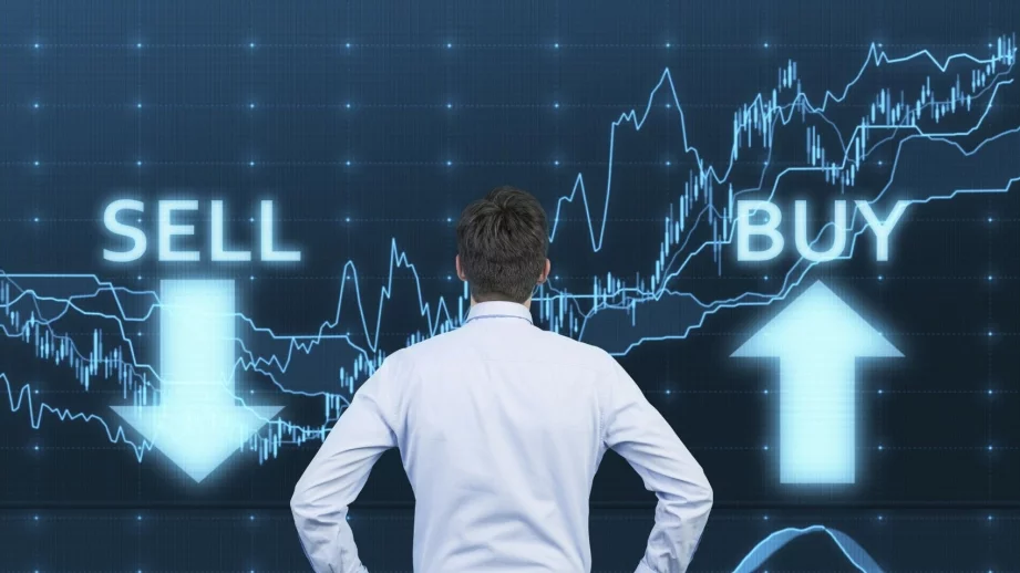 Икономисти от RBS: Продайте акциите си, крахът идва