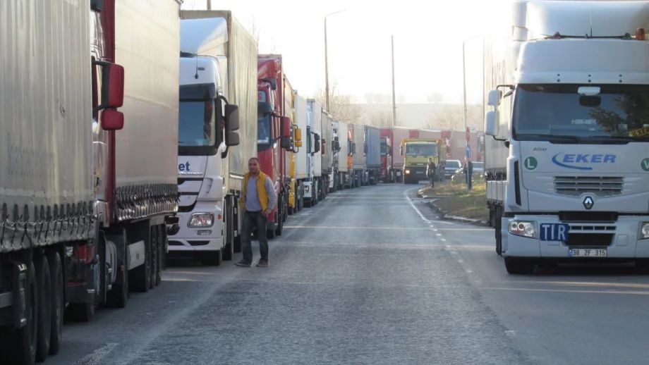 Литва въведе такси за руските превозвачи