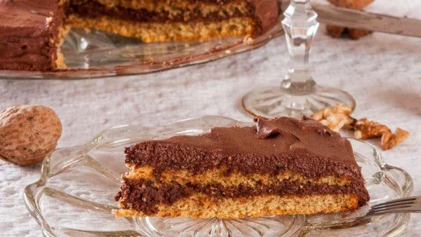 Домашна орехова торта