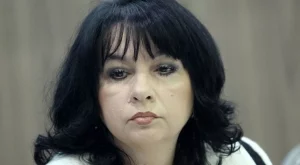 Петкова: Обмисляме вариант енергийно бедните да плащат 30% по-малко за ток