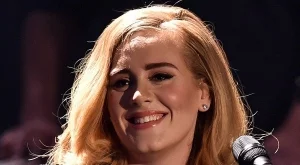 Адел е най-богатата певица във Великобритания