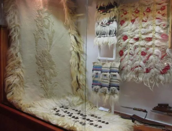Природопластика, художествен текстил и полимерна глина на занаятчийска изложба в Асеновград