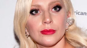 Лейди Гага: Не задържайте болката в себе си