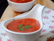 Как да направим сурова и много здравословна доматена супа?