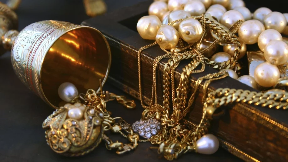 Германци откриха заровено от дядо им съкровище по карта