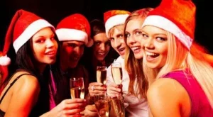 Как се държат зодиите на офисното коледно парти