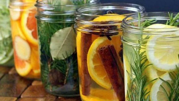 Нарави си сама: Натурален ароматизатор за стая