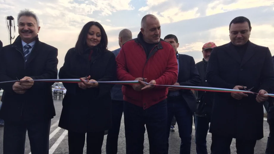 Борисов: За пътя до Дунав мост, "Струма" и "Хемус" са нужни 5 млрд. лева