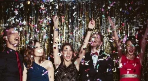 Идеи за бляскав новогодишен тоалет