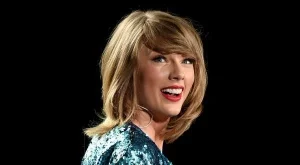  Тейлър Суифт е дарявала най-много през 2015