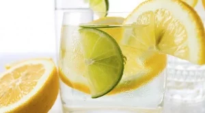 15 причини да пием вода с лимон всяка сутрин