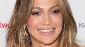 Дженифър Лопес няма планове за сватба