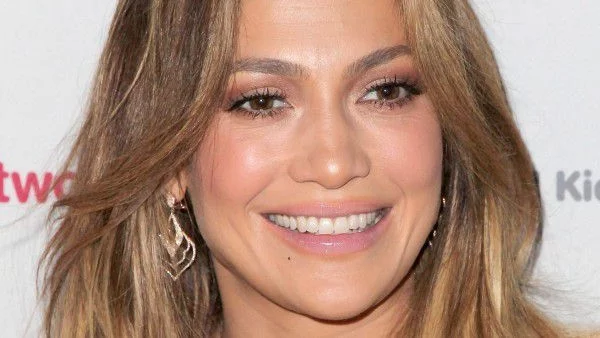 Дженифър Лопес няма планове за сватба