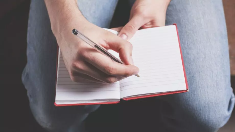 Кърначе или карначе - как се пише правилно?