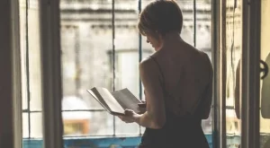 20 причини защо четенето ни прави по-добри хора