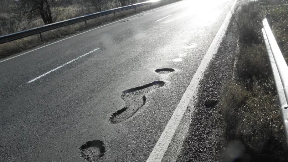 АПИ: Животът на един нов път е 5-6 години