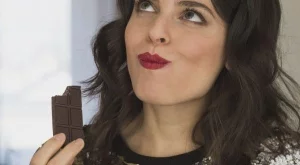 Шоколадът лекува кашлица