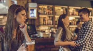 Скъпа, просто не те обича!