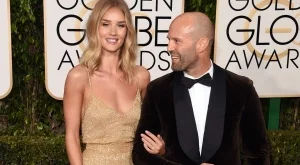 Роузи Хънтингтън-Уайтли и Джейсън Стейтъм очакват бебе