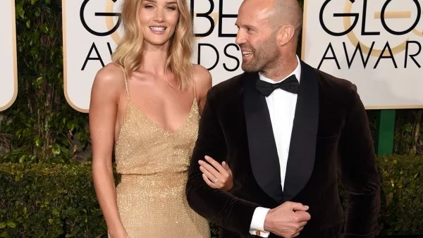 Роузи Хънтингтън-Уайтли и Джейсън Стейтъм очакват бебе