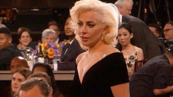 Гага и Ди Каприо със забавен момент на Златните глобуси