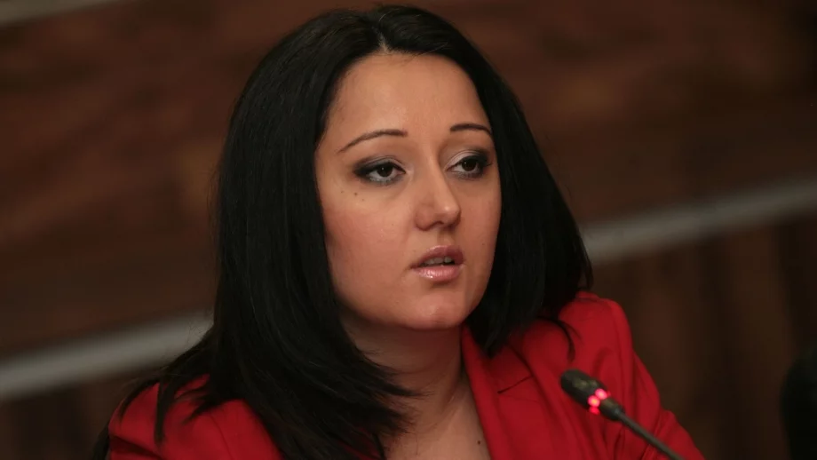 Павлова: В Бургас и Благоевград програмата за саниране е най-мащабна