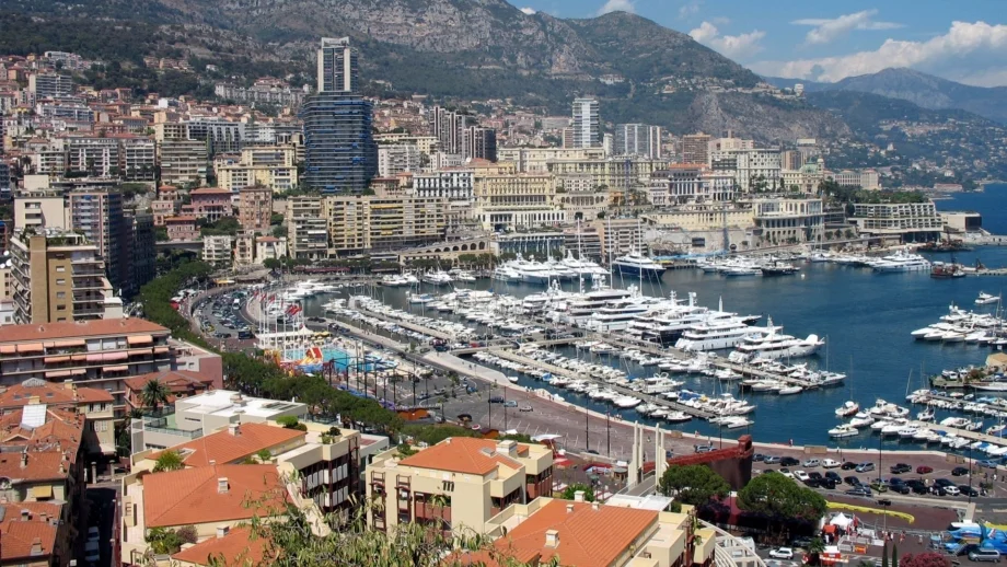 1/3 от населението на тази европейска страна се състои от милионери