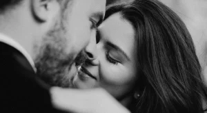 Разликата между това да се влюбиш и това да избереш да обичаш