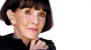 92-годишна жена изумява с уменията си