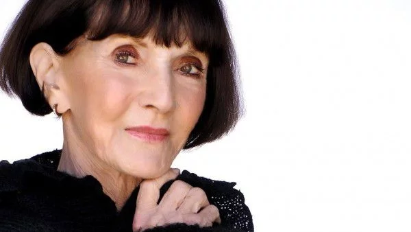92-годишна жена изумява с уменията си