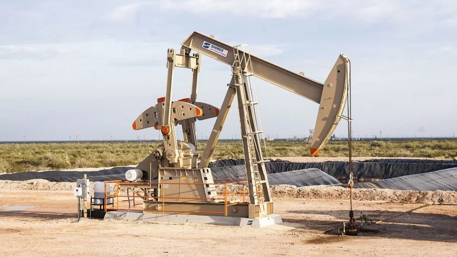 Петролът с нов спад от 6%