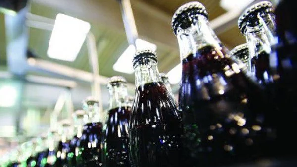 Coca-Cola обеща намаляване на въглеродните емисии