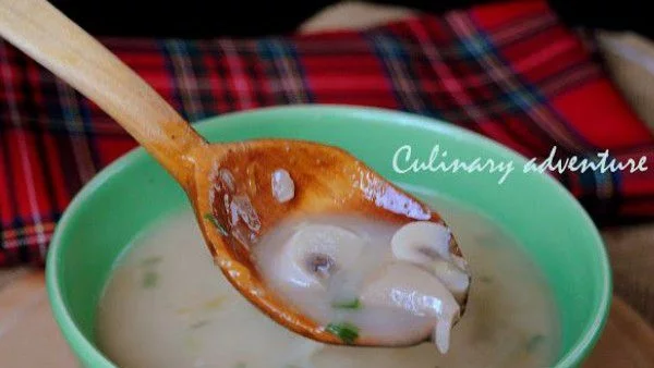 Супа с печурки и сушени манатарки