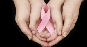  "Говорещи ръце" в подкрепа на битката с рака