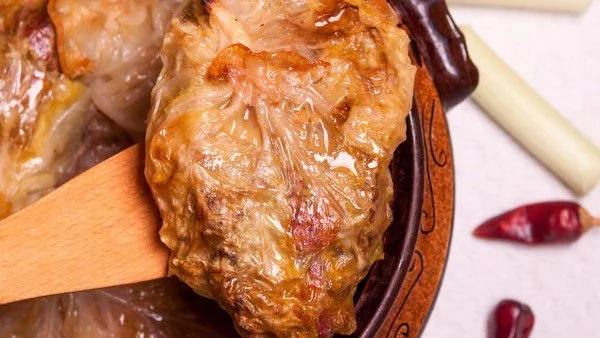 Пържоли в зелев лист