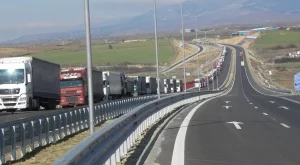 Транспортният бранш: 100 000 български шофьори може да останат без работа