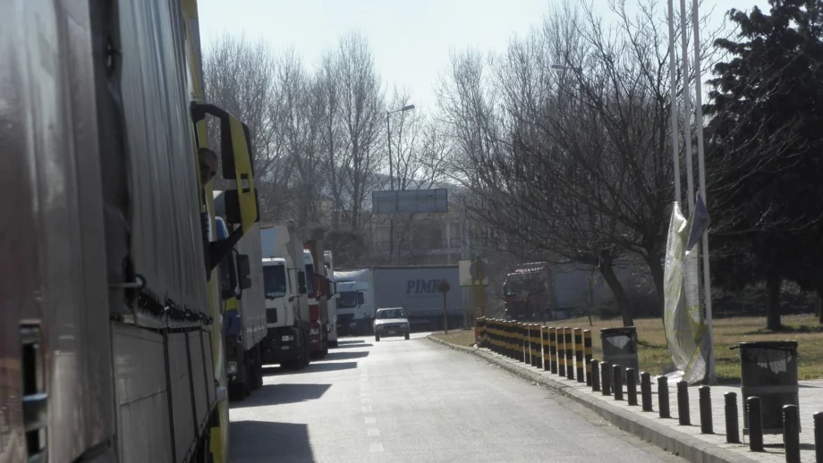 Български транспортни фирми са загубили 10 млн. евро заради блокадата на границата