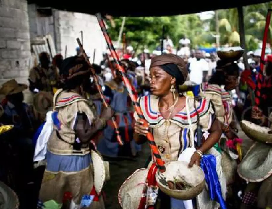 Хаити въведе военно положение 
